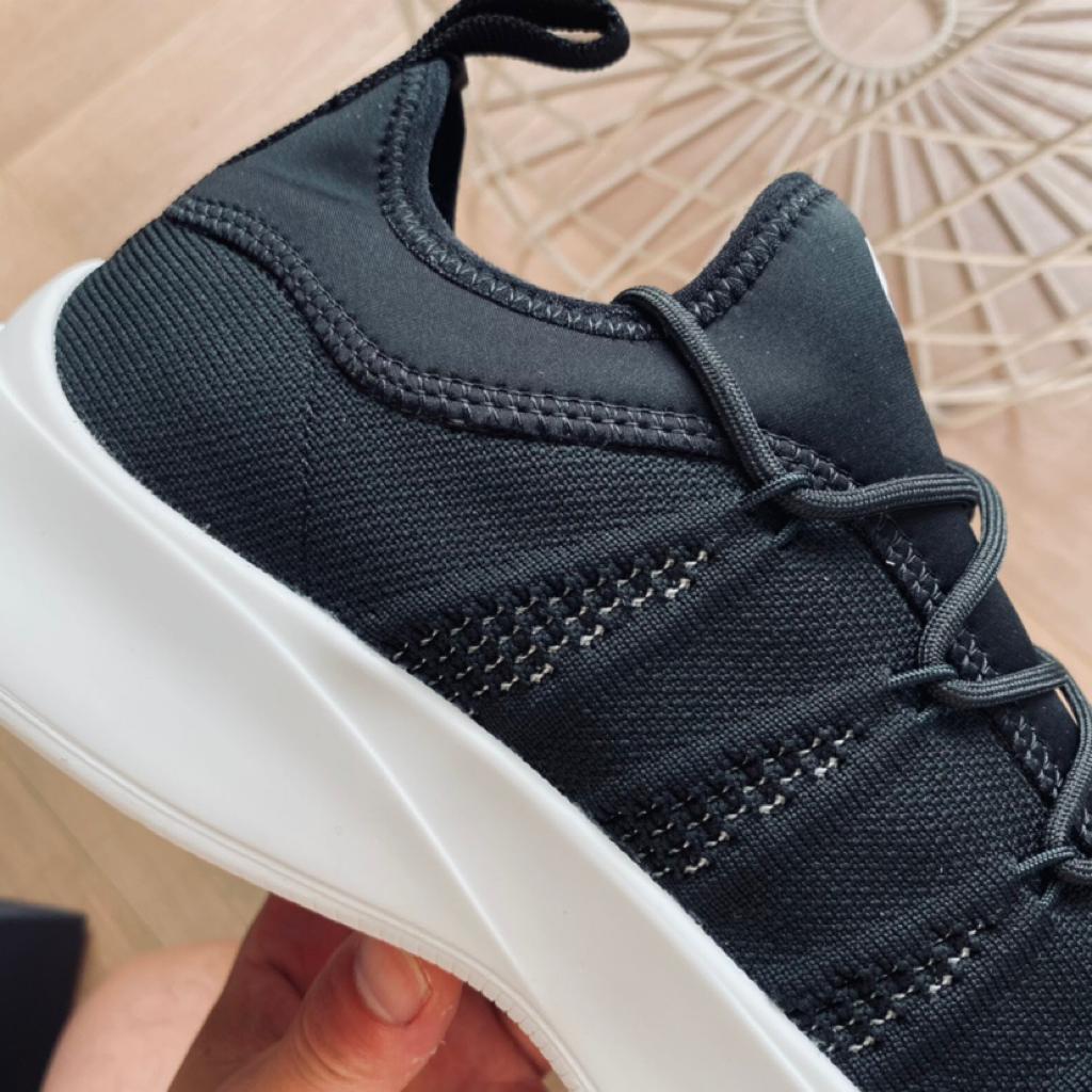 Dior B25 Runner Neoprene Black White - vstockx