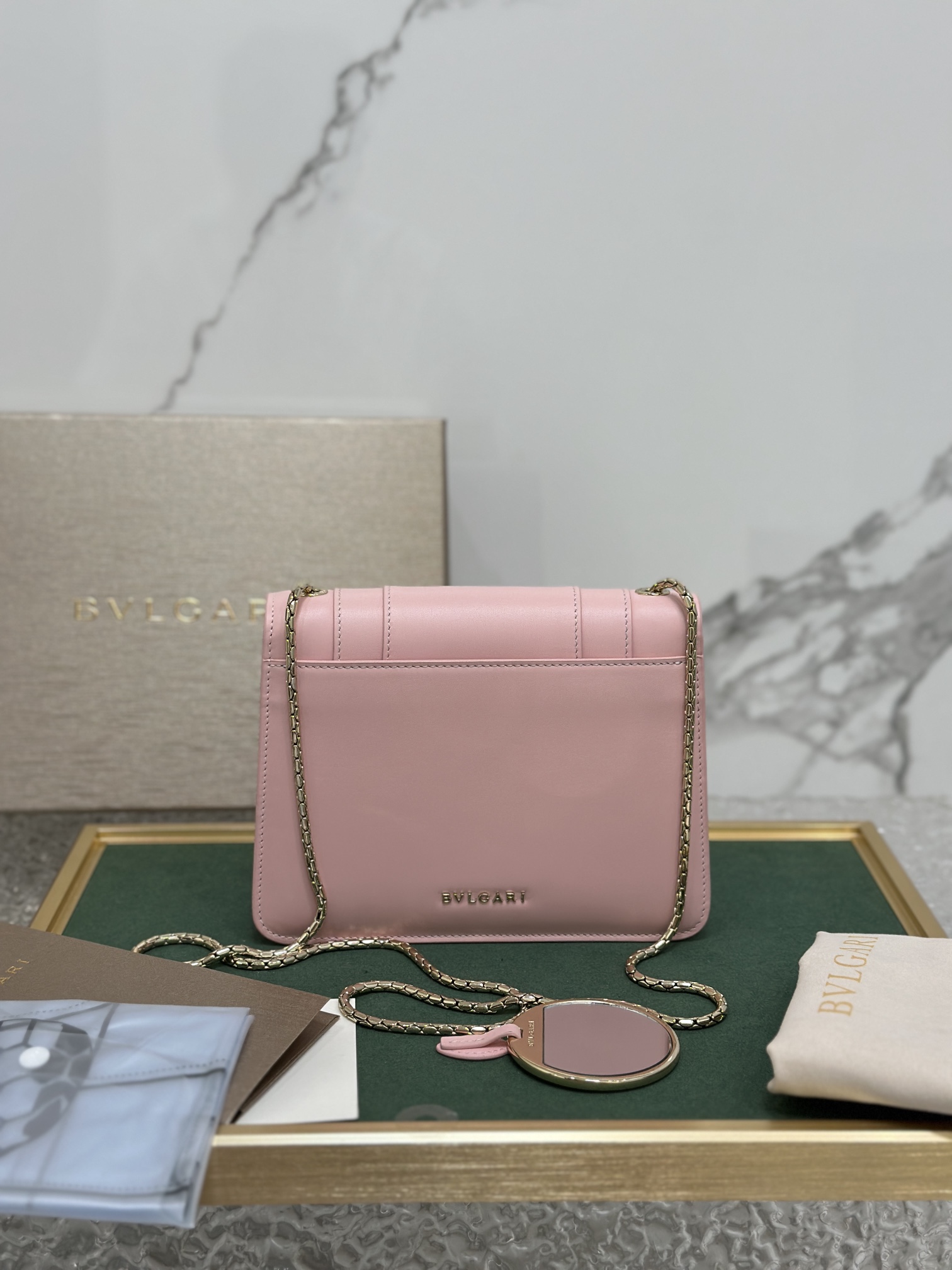 Handbags Bvlgari 35107 size:20*15*5 cm - vstockx