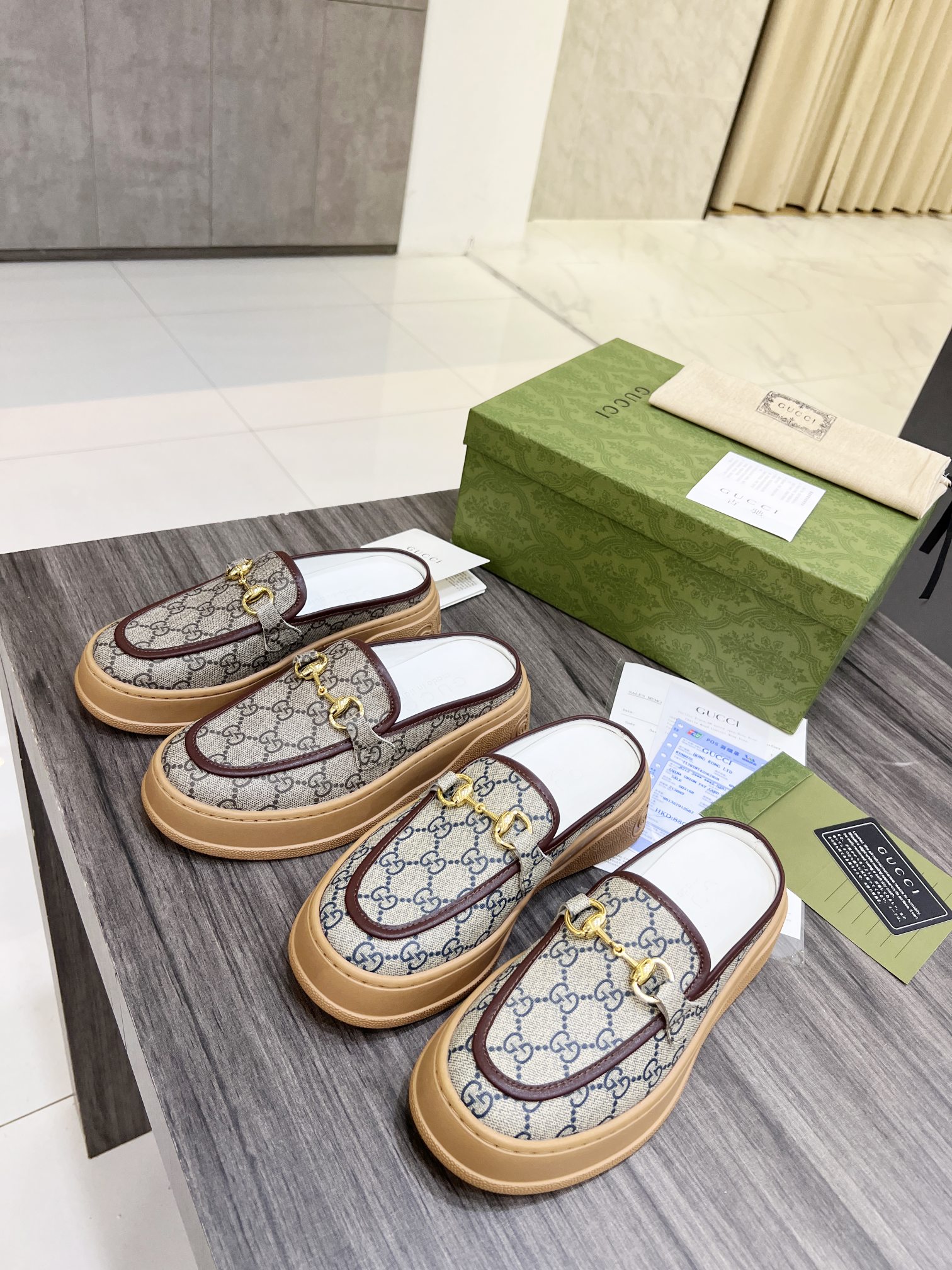 Gucci Women's WOMEN 6 - vstockx