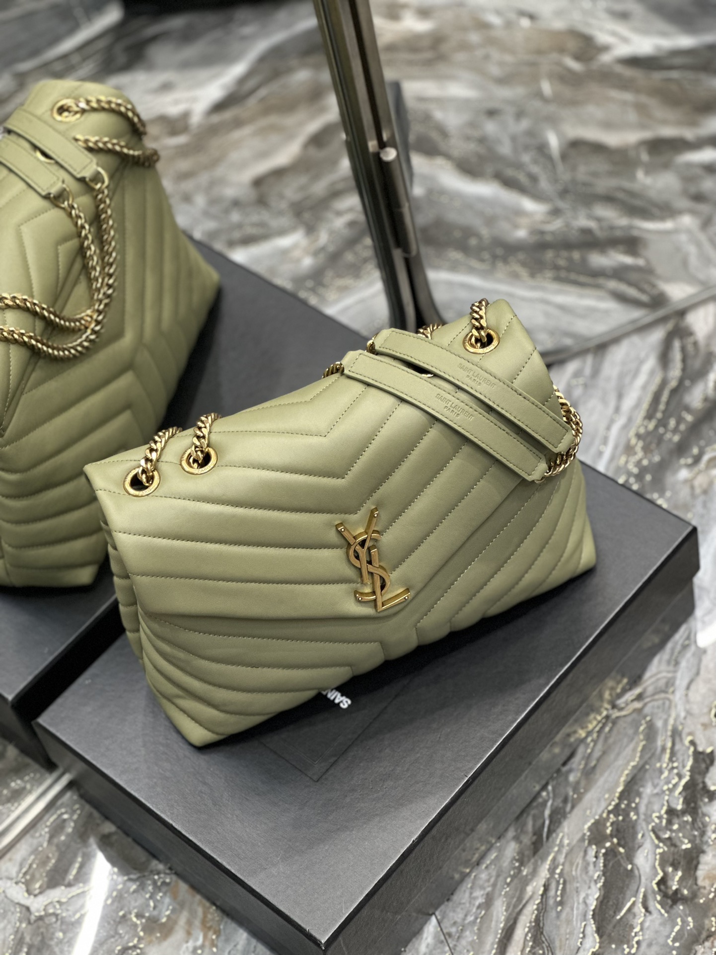 Handbags SAINT LAURENT 487216 size 32  22  11 cm - vstockx