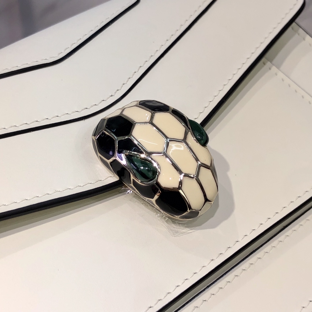 Handbags Bvlgari 9676 size:19*13*7 cm - vstockx