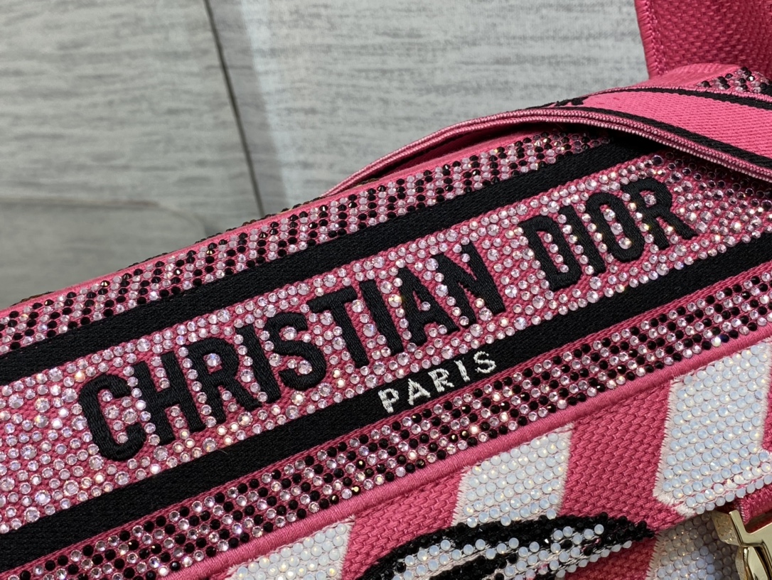 Handbag Dior size 23*15*8 cm - vstockx