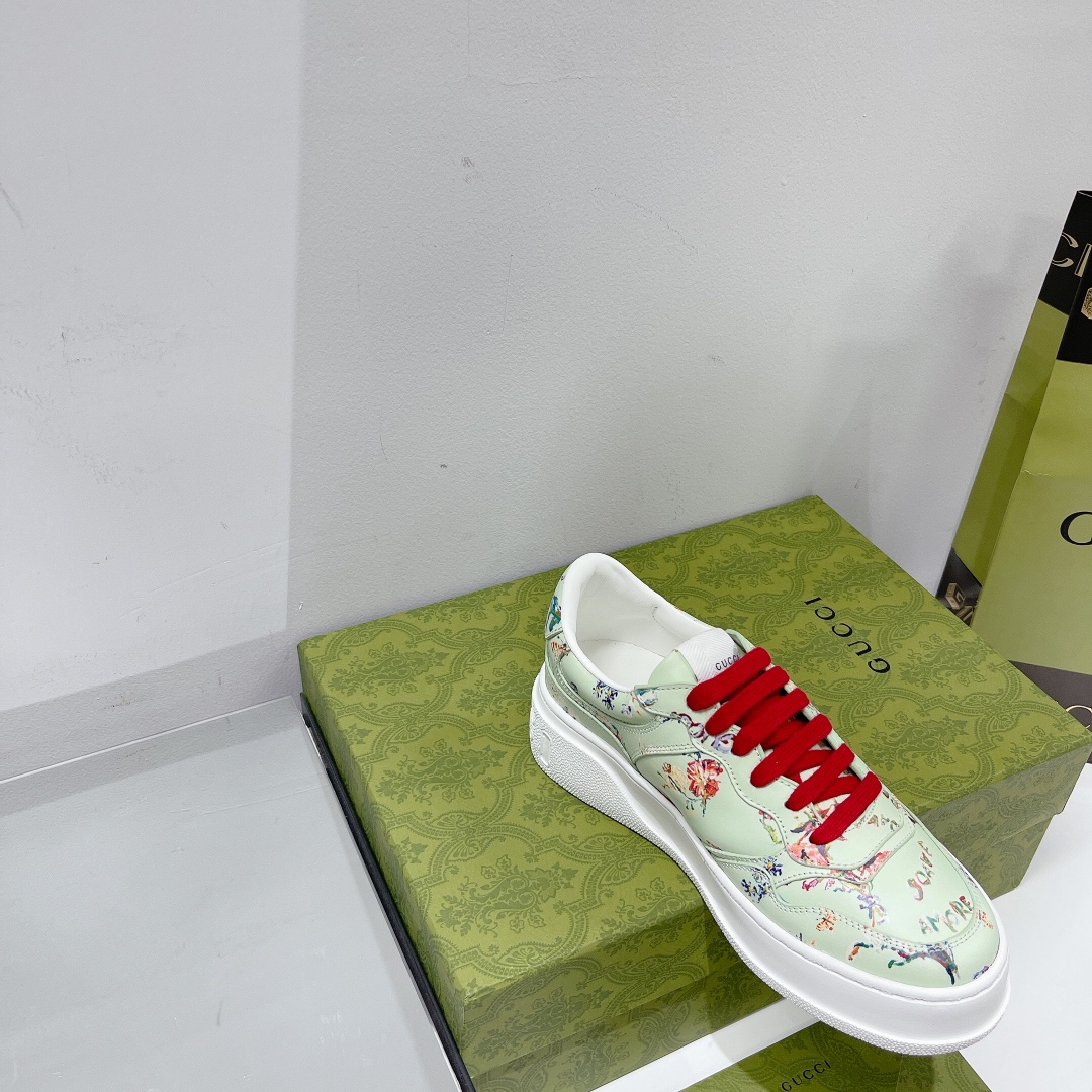 Gucci Women's GG sneaker 2 - vstockx