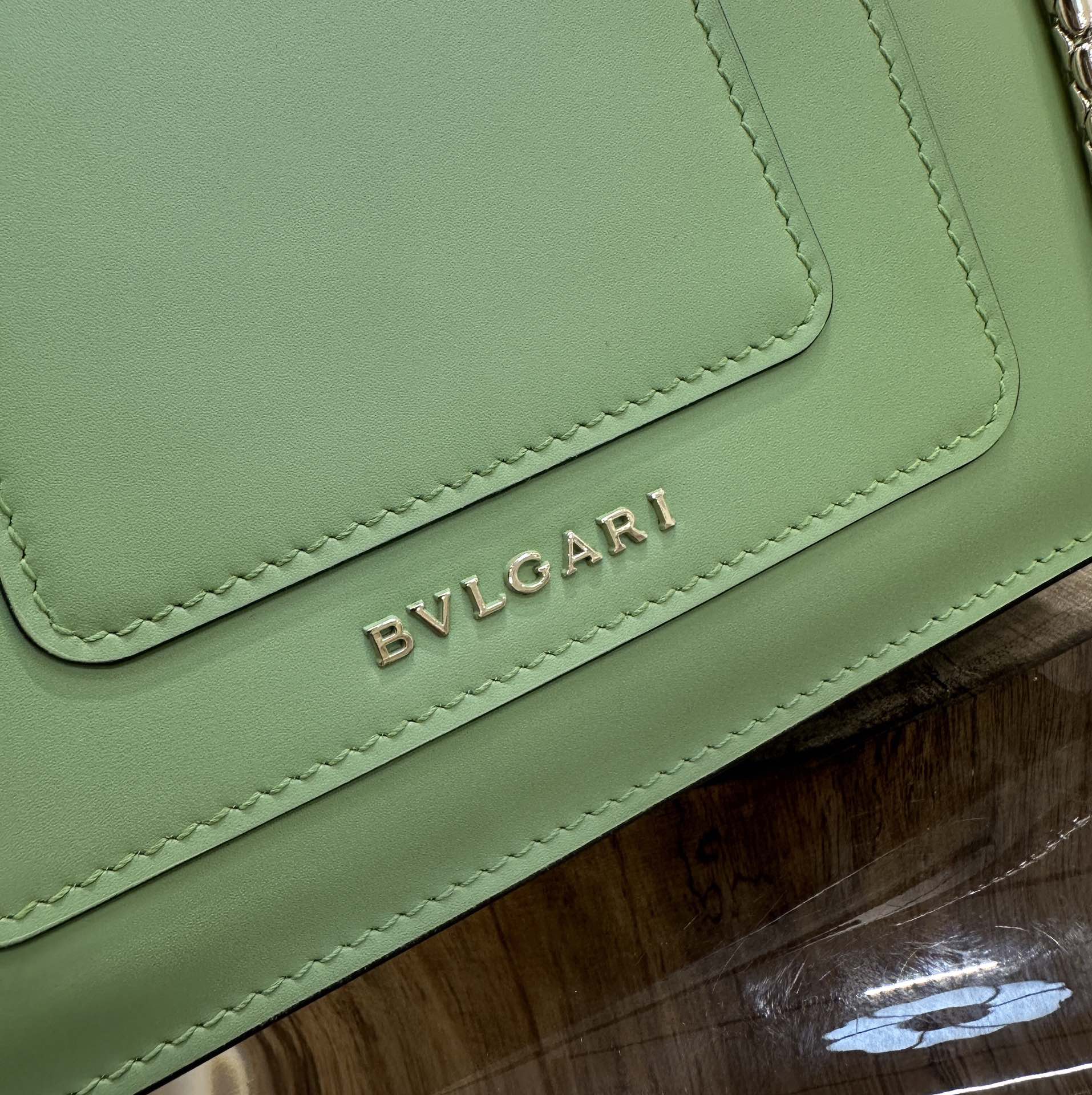 Handbags Bvlgari Serpenti Forever 35107 size:20*15*5 cm - vstockx