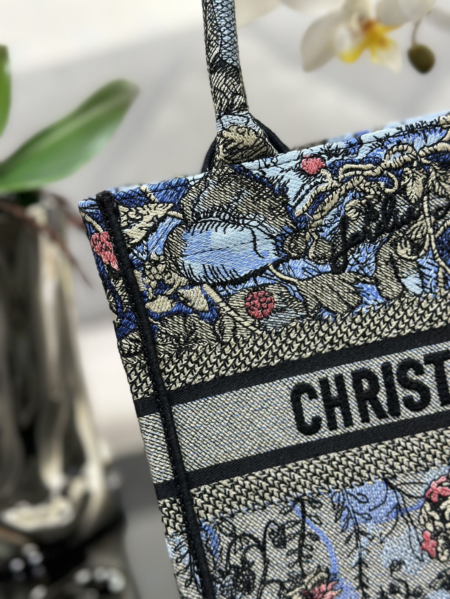 Handbag Dior M1286 size 26.5 x 21 x 14 cm - vstockx