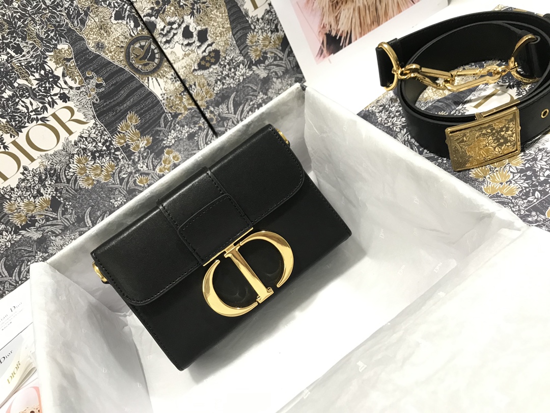 Handbag Dior M9204 size 17.5*11.5*5 cm - vstockx