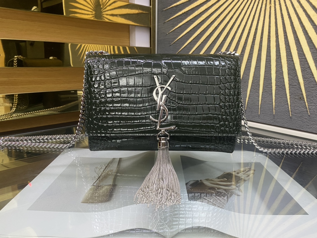 Handbags SAINT LAURENT 474366 size 20x13.5x5.5 cm - vstockx