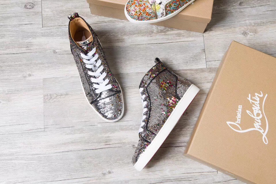 Christian Louboutin Louis Junior Spikes Orlato Flat Sneakers 17 - vstockx