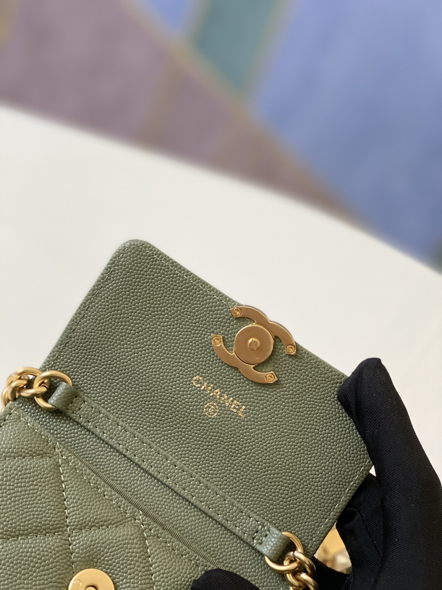 Handbag Chanel 81156 size 12 9 2.5 cm - vstockx