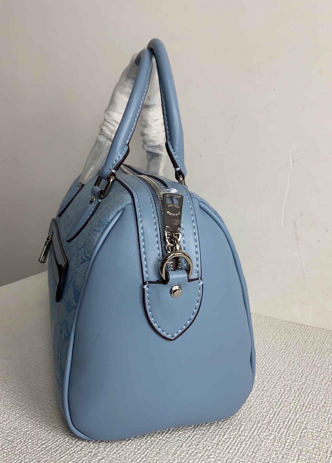 Handbags Coach CH141 size:26*18 - vstockx