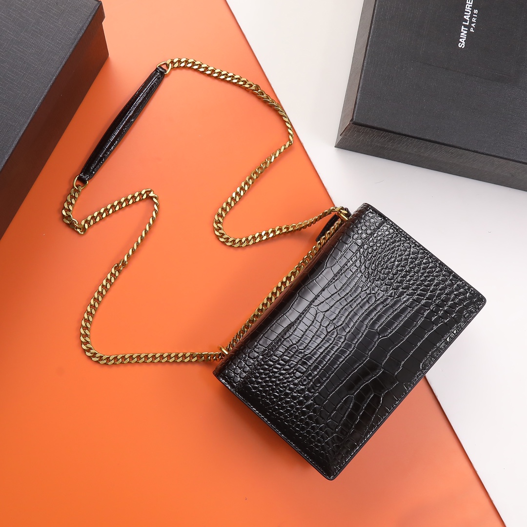 Handbags SAINT LAURENT 422906 size 22x8x16 CM - vstockx