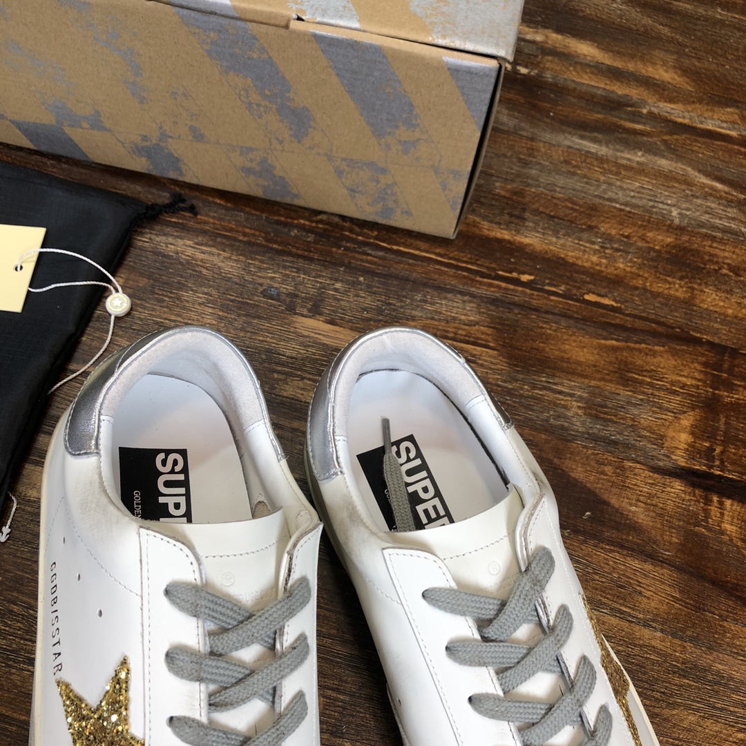 Golden Goose Superstar distressed-finish sneakers 10 - vstockx