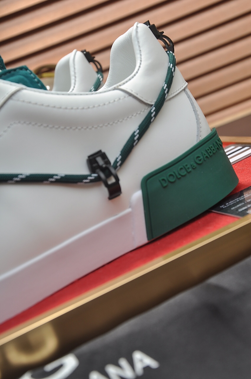 Dolce & Gabbana Low Tops Sneakers 64 - vstockx
