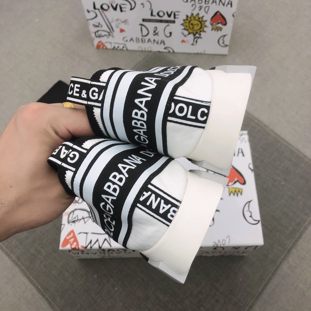 Dolce & Gabbana Sorrento 18 - vstockx