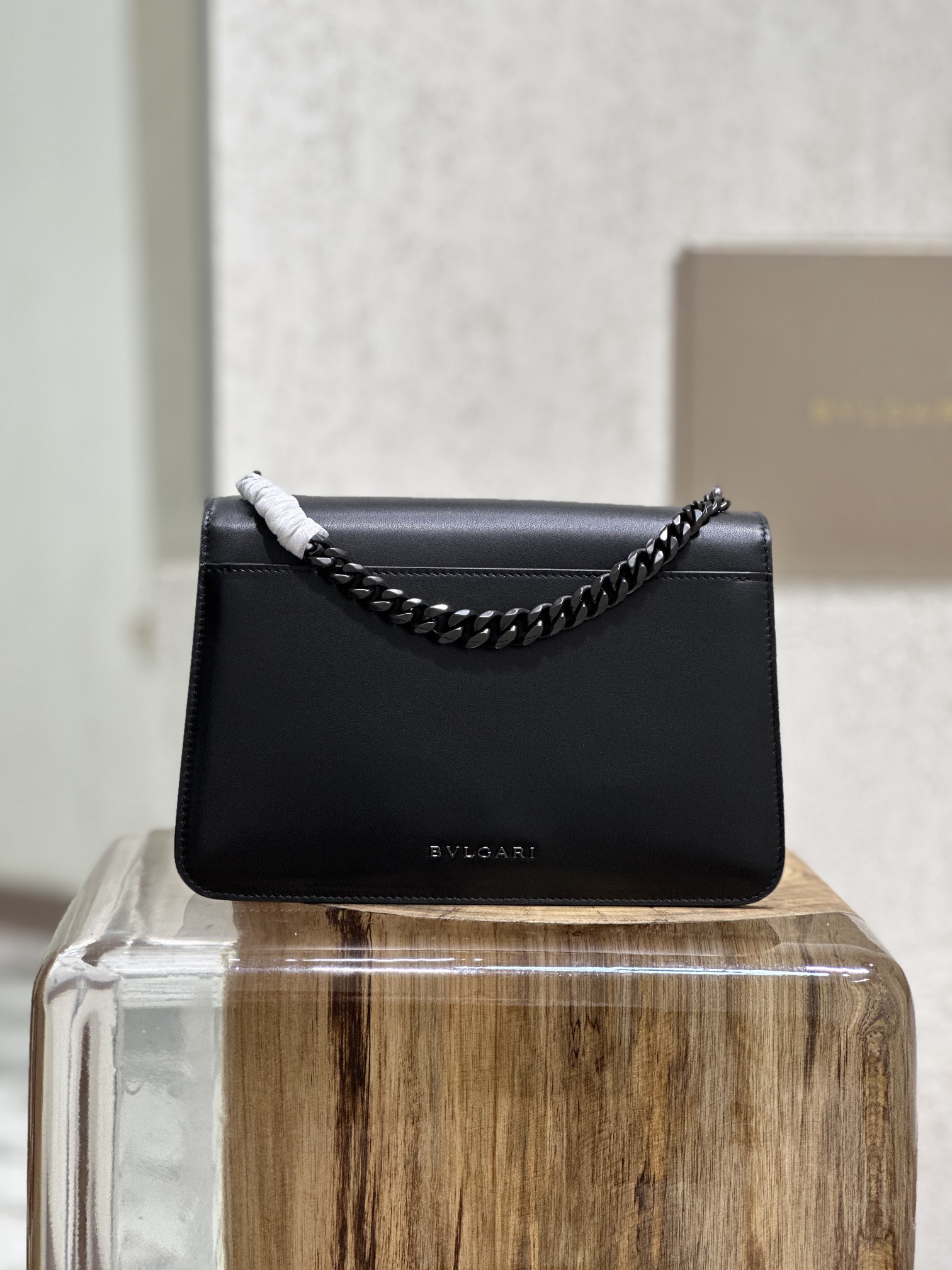 Handbags Bvlgari 290767 size:25*17*8 cm - vstockx