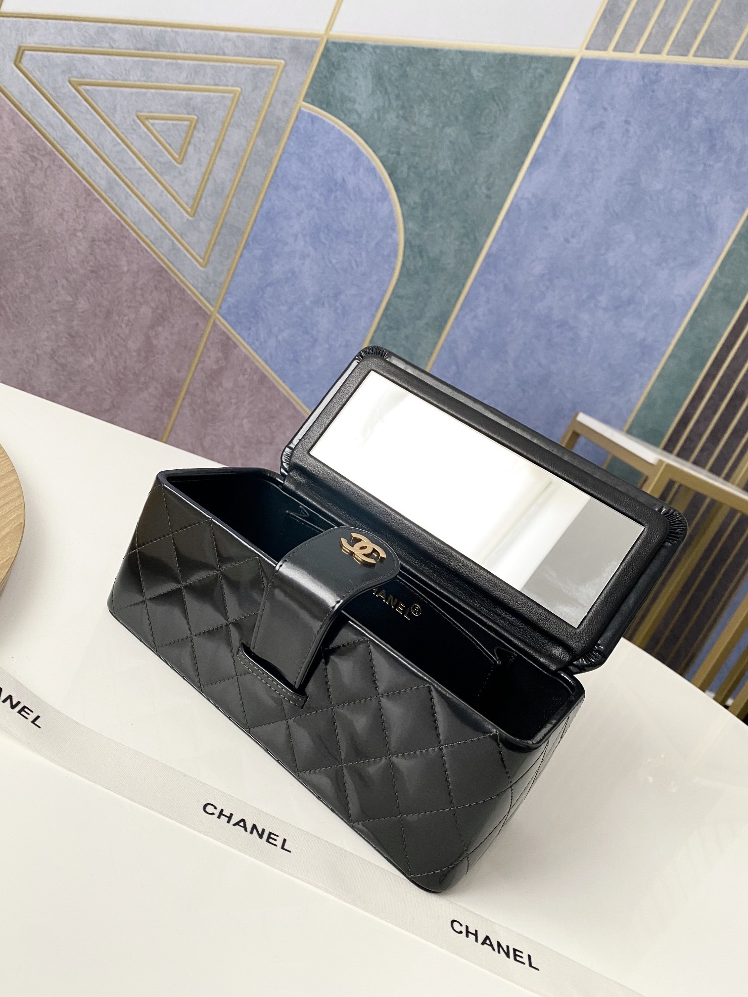 Handbag chanel 01919 size 22 10 8.5 cm - vstockx