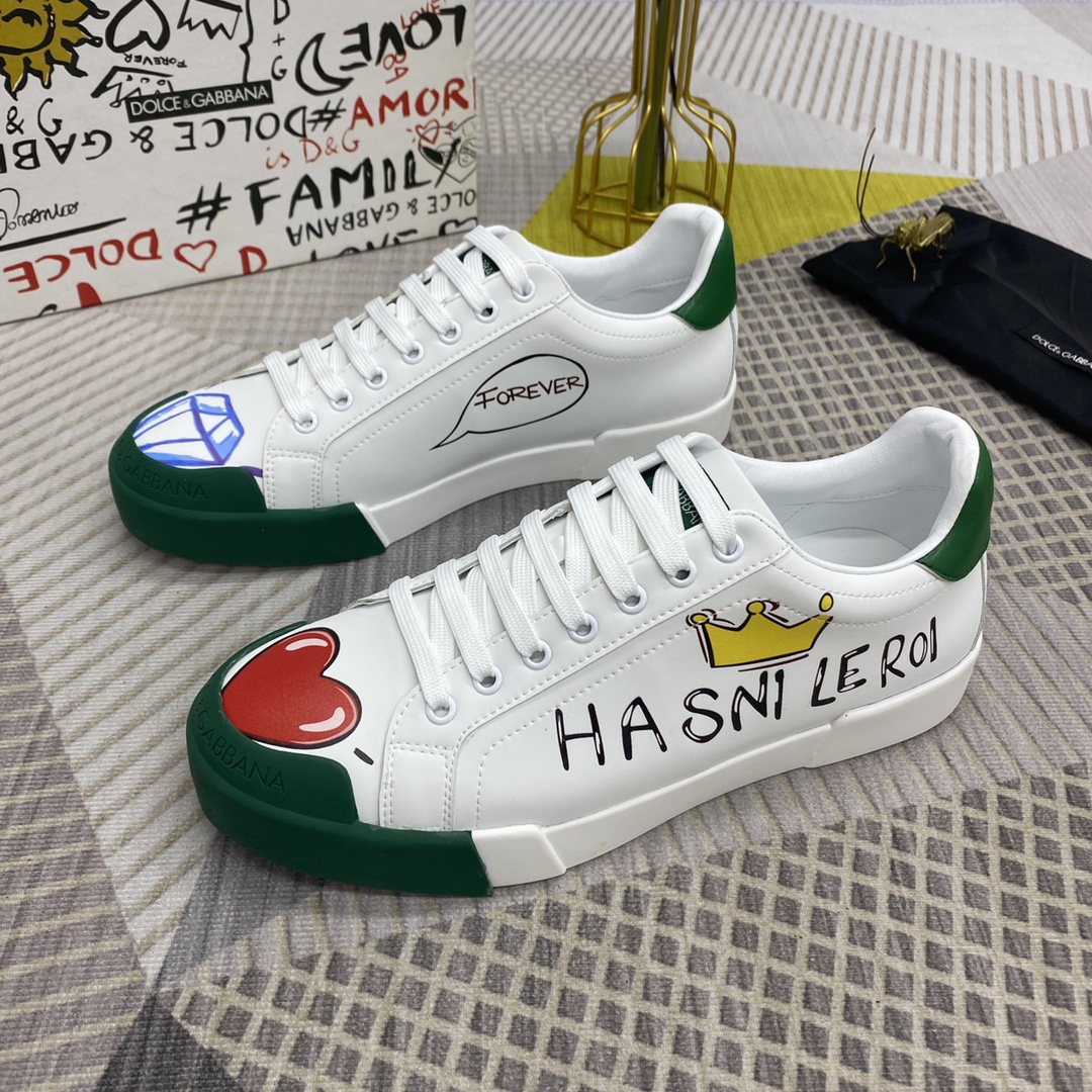 Dolce & Gabbana Low Tops Sneakers 93 - vstockx