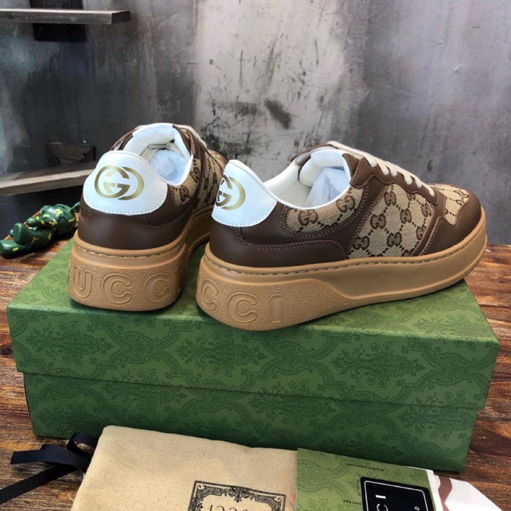 Gucci WOMEN'S GG SNEAKER Beige and ebony Orignal GG canvas - vstockx