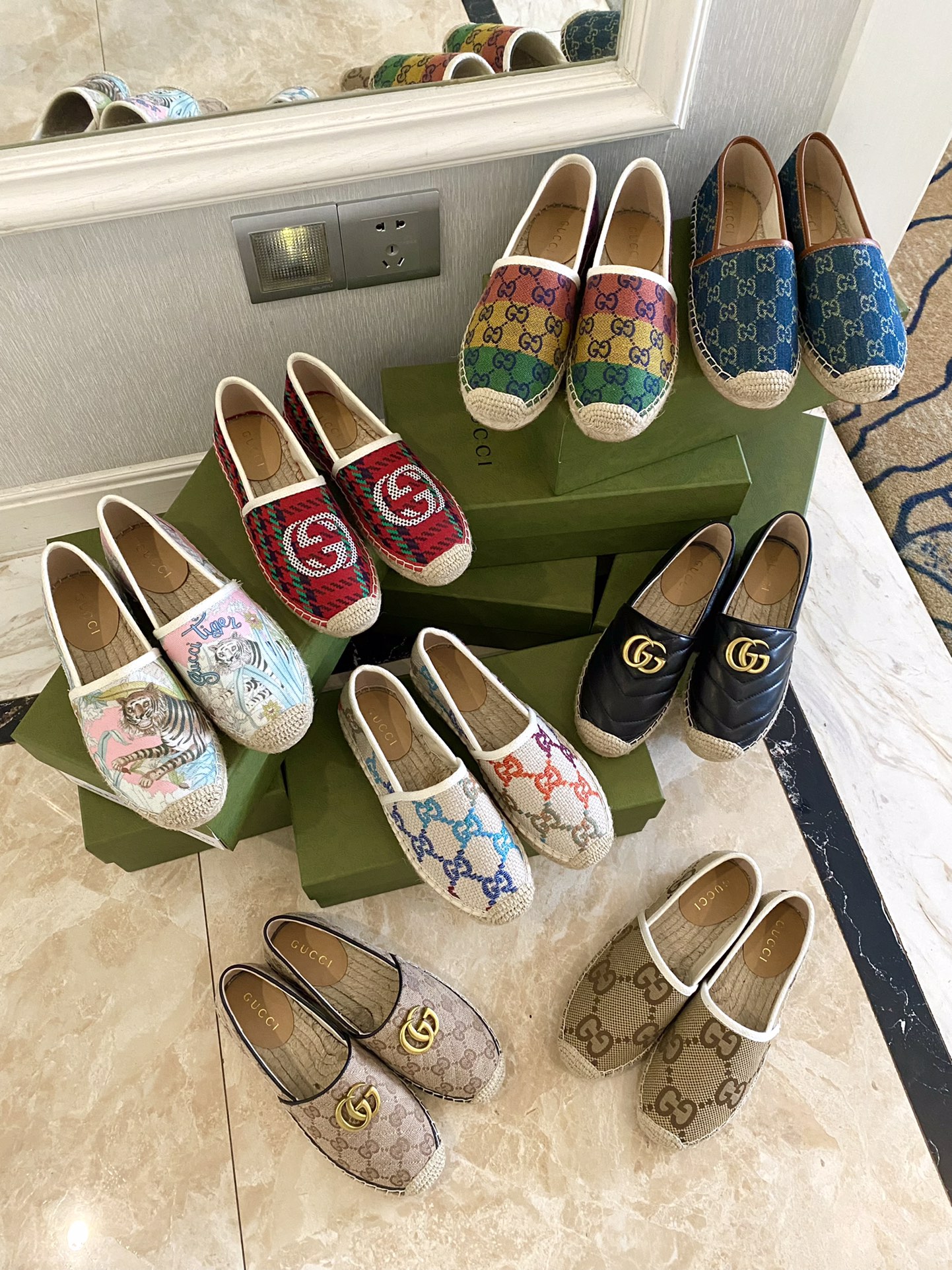 Gucci Leather espadrille with Double G WOMEN 2 - vstockx