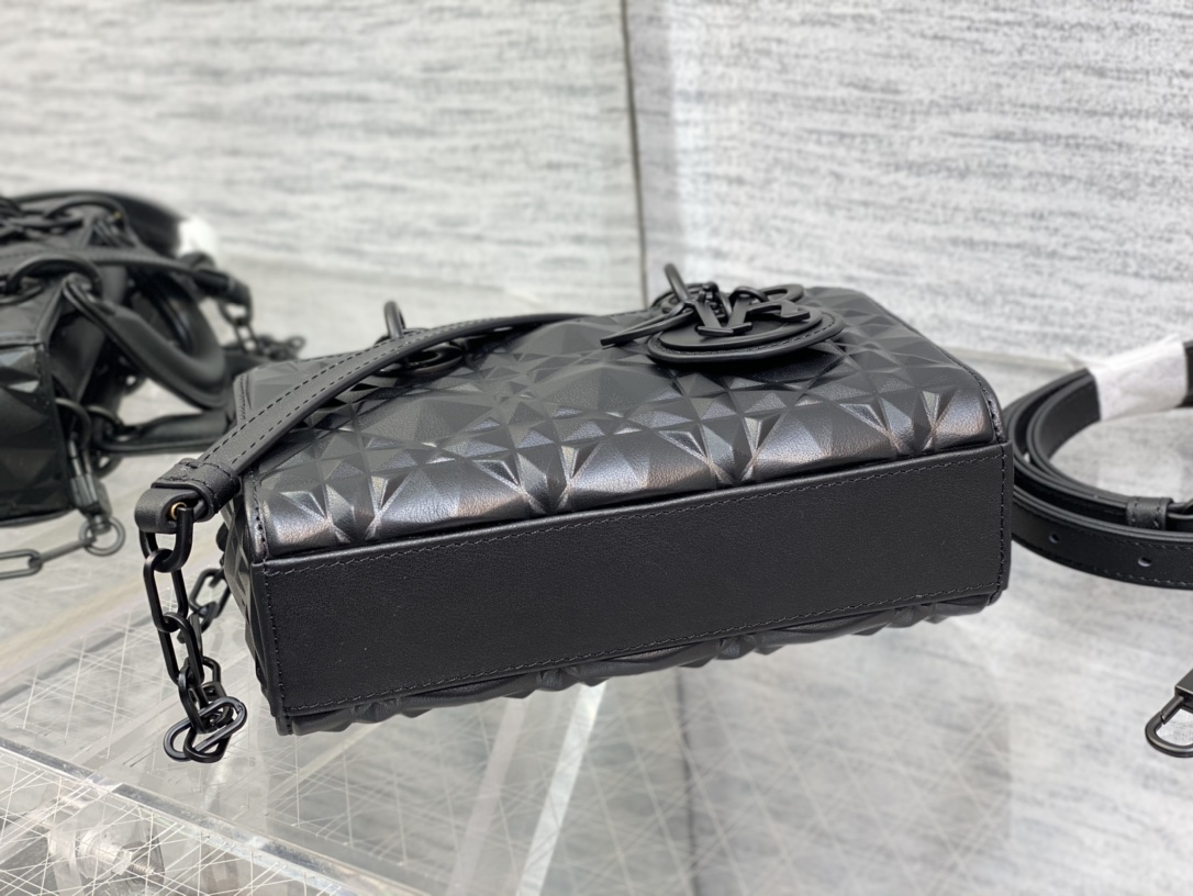 Handbag Dior size 16*5.5*10 cm - vstockx