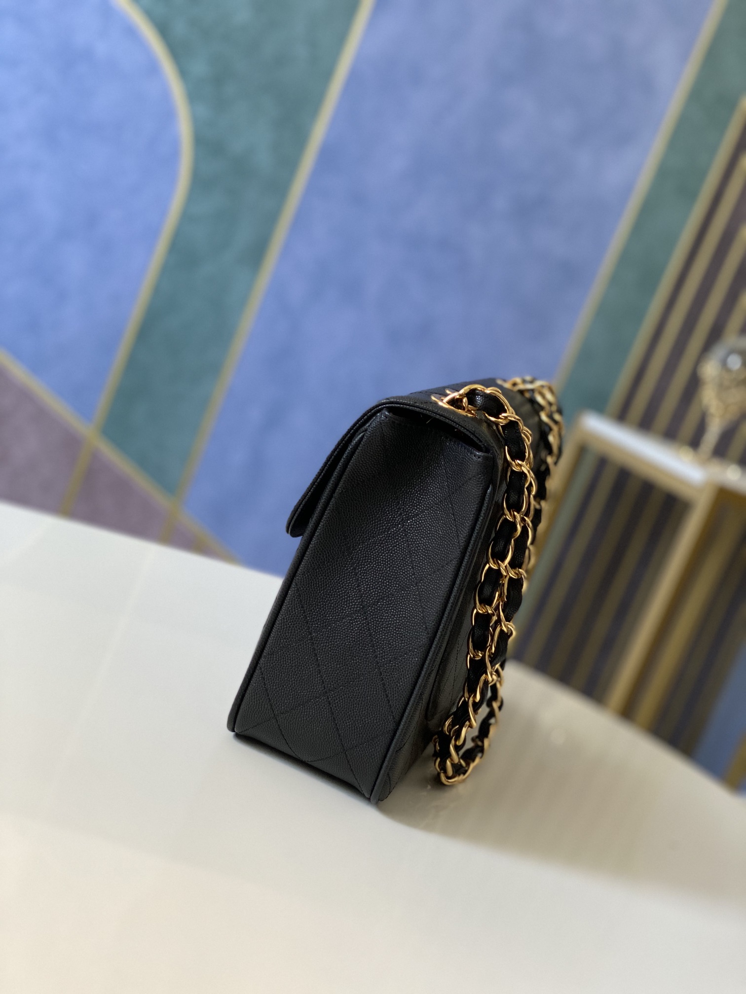 Handbag Chanel A88 size 30.21.8 cm - vstockx