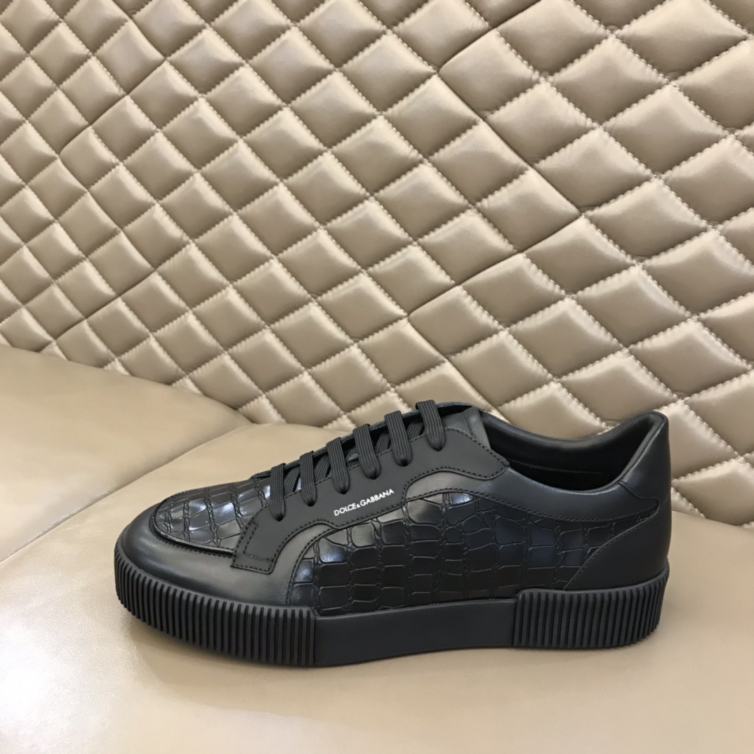 Dolce & Gabbana Low Tops Sneakers 19 - vstockx