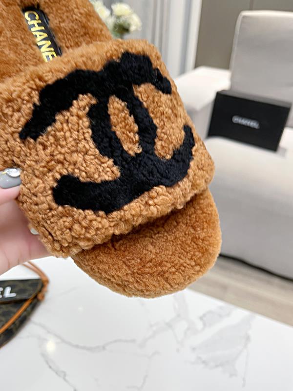 Chanel Slides 3 - vstockx