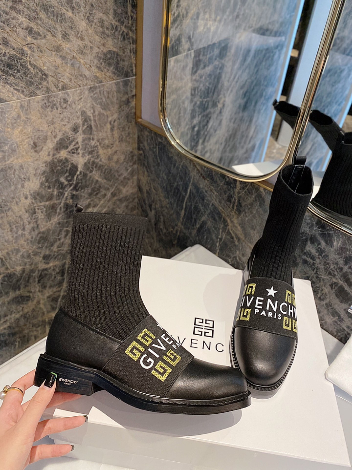 Givenchy Boots 13 - vstockx
