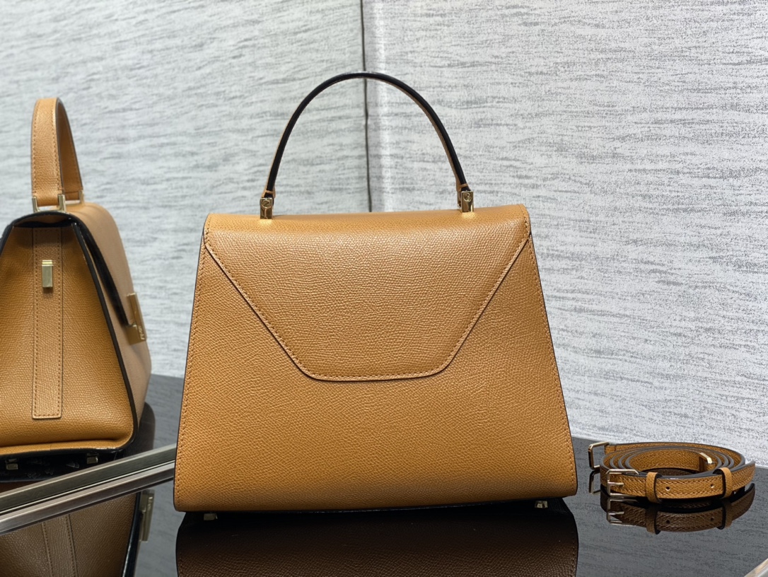 Handbag VALEXTRA size ** - vstockx