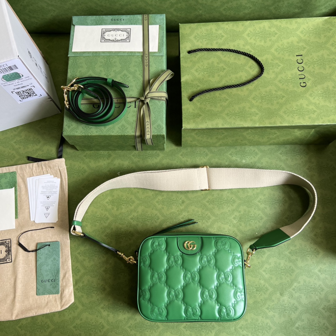 Handbag Gucci 702234 size 21.5x 17x 7.5 cm - vstockx