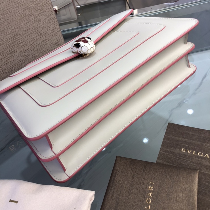 Handbags Bvlgari 35362 size:27.5*17.5*7.5 cm - vstockx