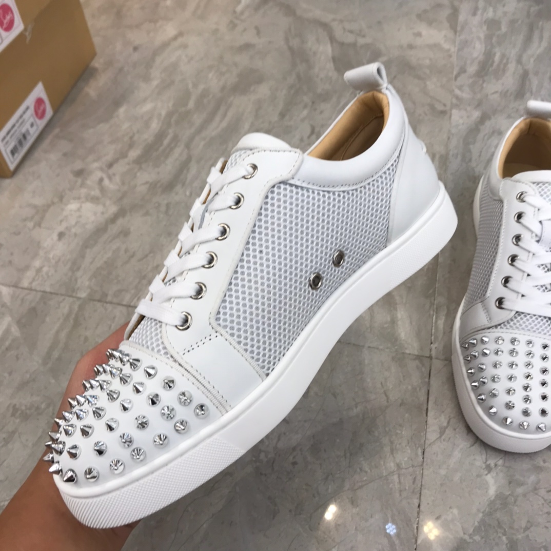 Christian Louboutin Louis Junior Spikes Orlato Flat Sneakers 53 - vstockx