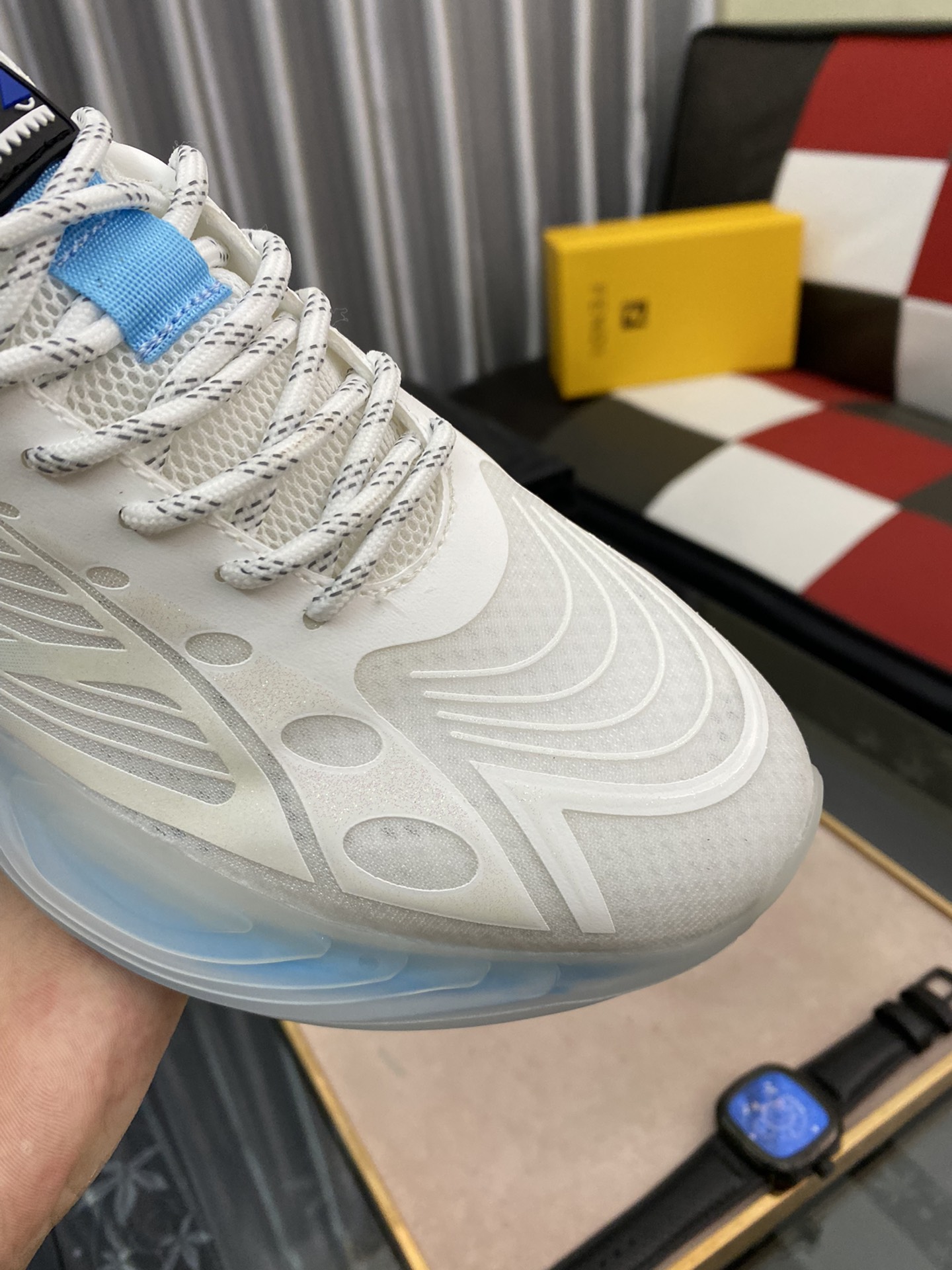 Fendi Low Top Sneakers 4 - vstockx