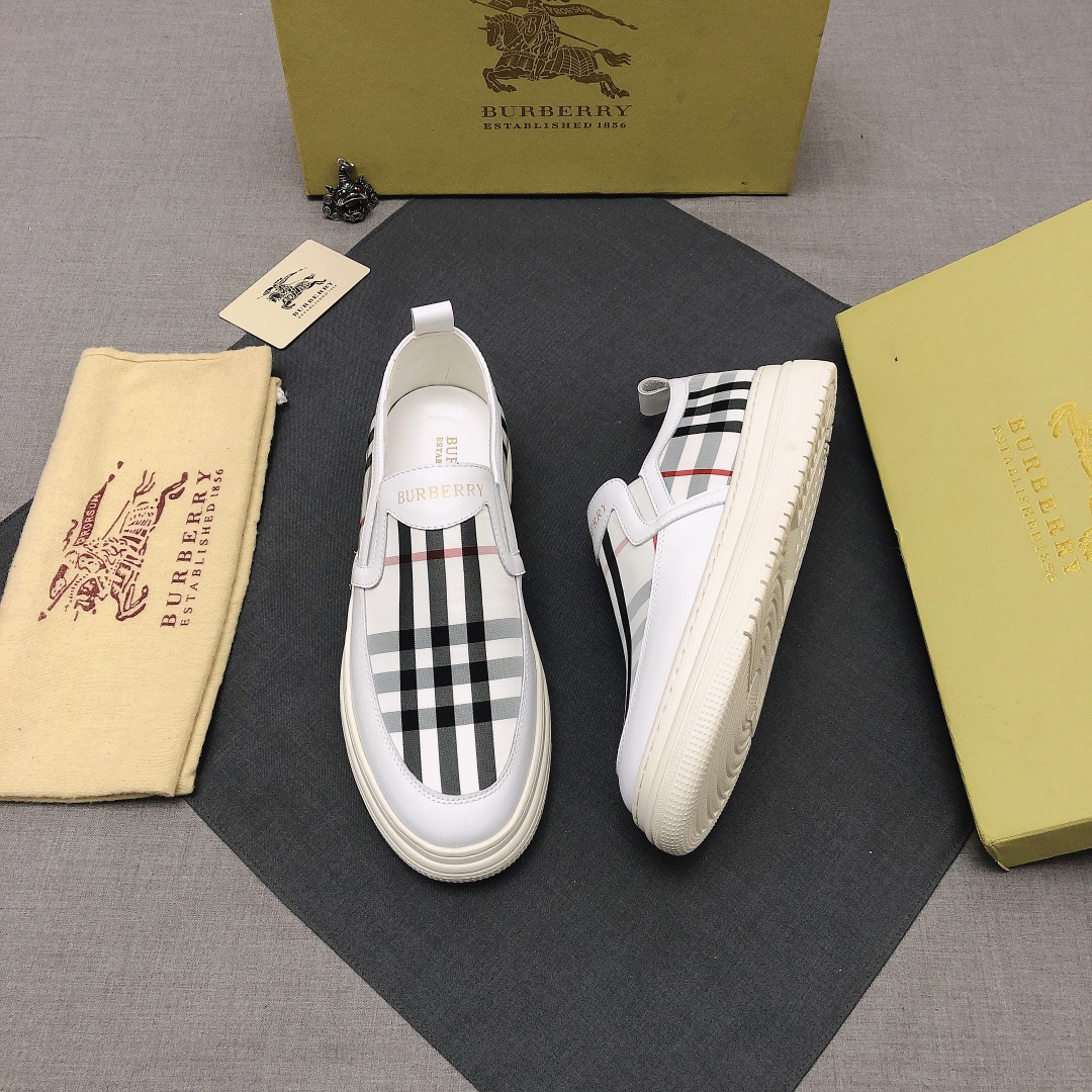 Burberry Perforated Check Sneaker 40 - vstockx
