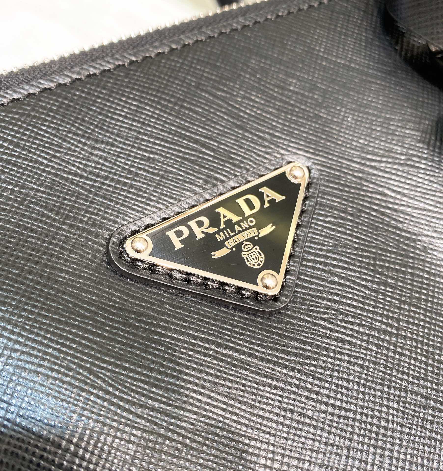 handbags prada 2VG061 size ?9*29*9cm - vstockx