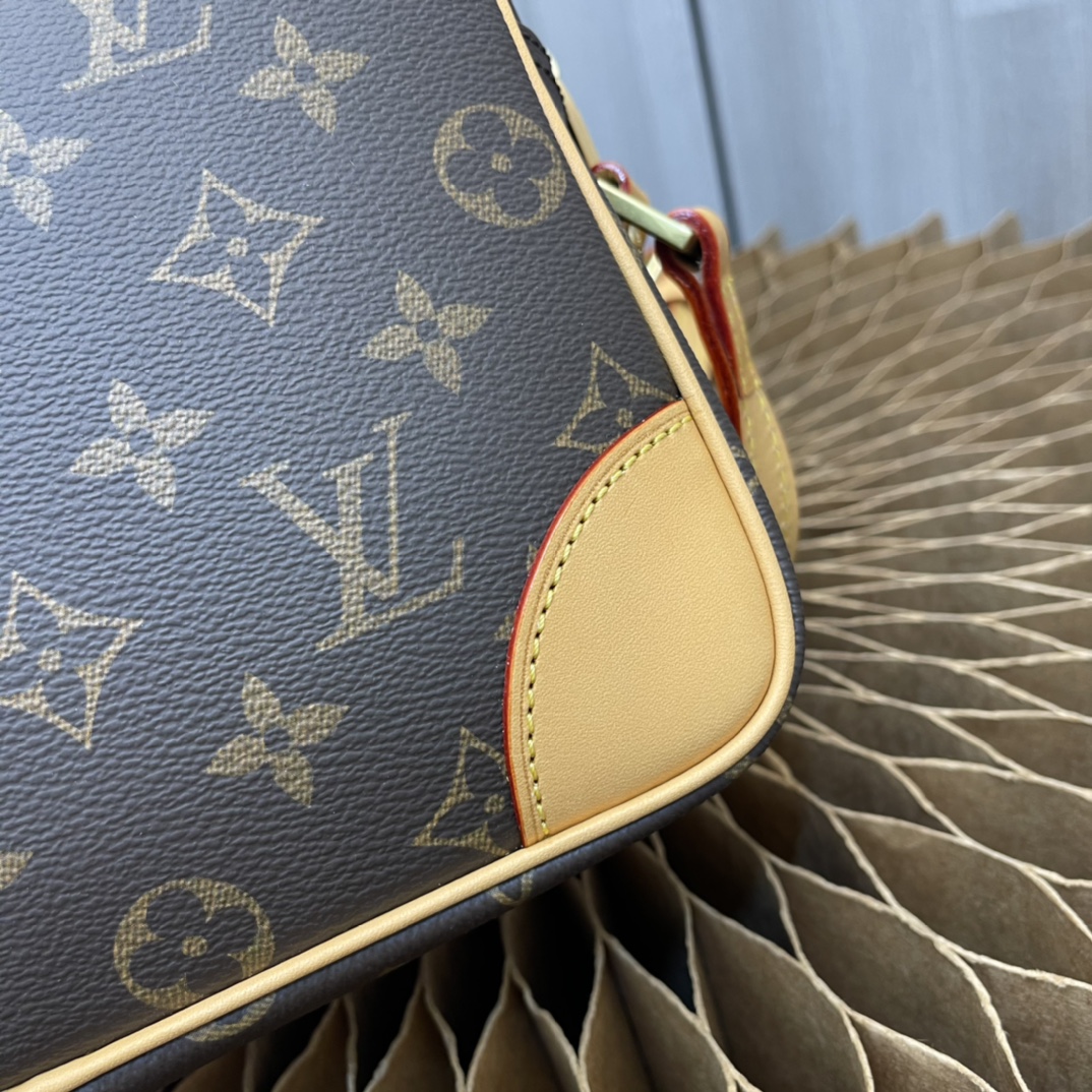 Handbag Louis Vuitton M51274 size 27*17*7 cm - vstockx
