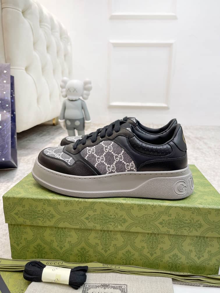 Gucci GG Sneaker Black leather trim - vstockx