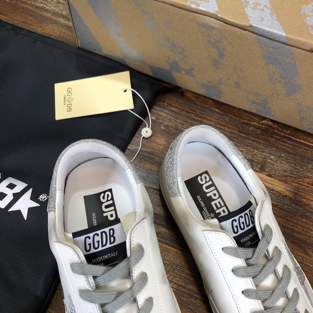 Golden Goose Superstar distressed-finish sneakers 5 - vstockx