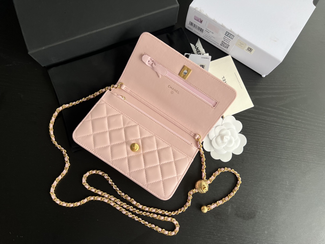 Handbag Chanel AP1450 size 19 cm - vstockx