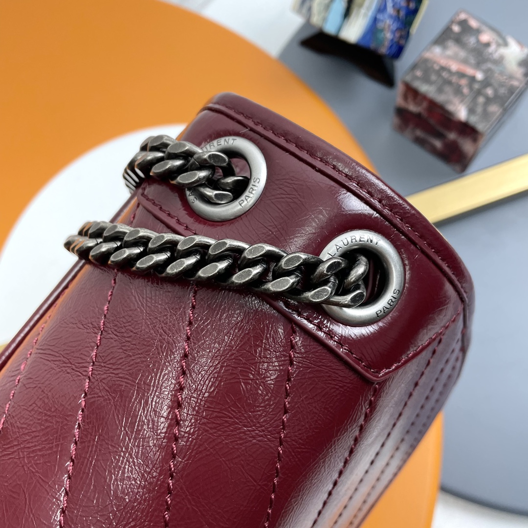 Handbags SAINT LAURENT 498894 size 28-21-8 cm - vstockx