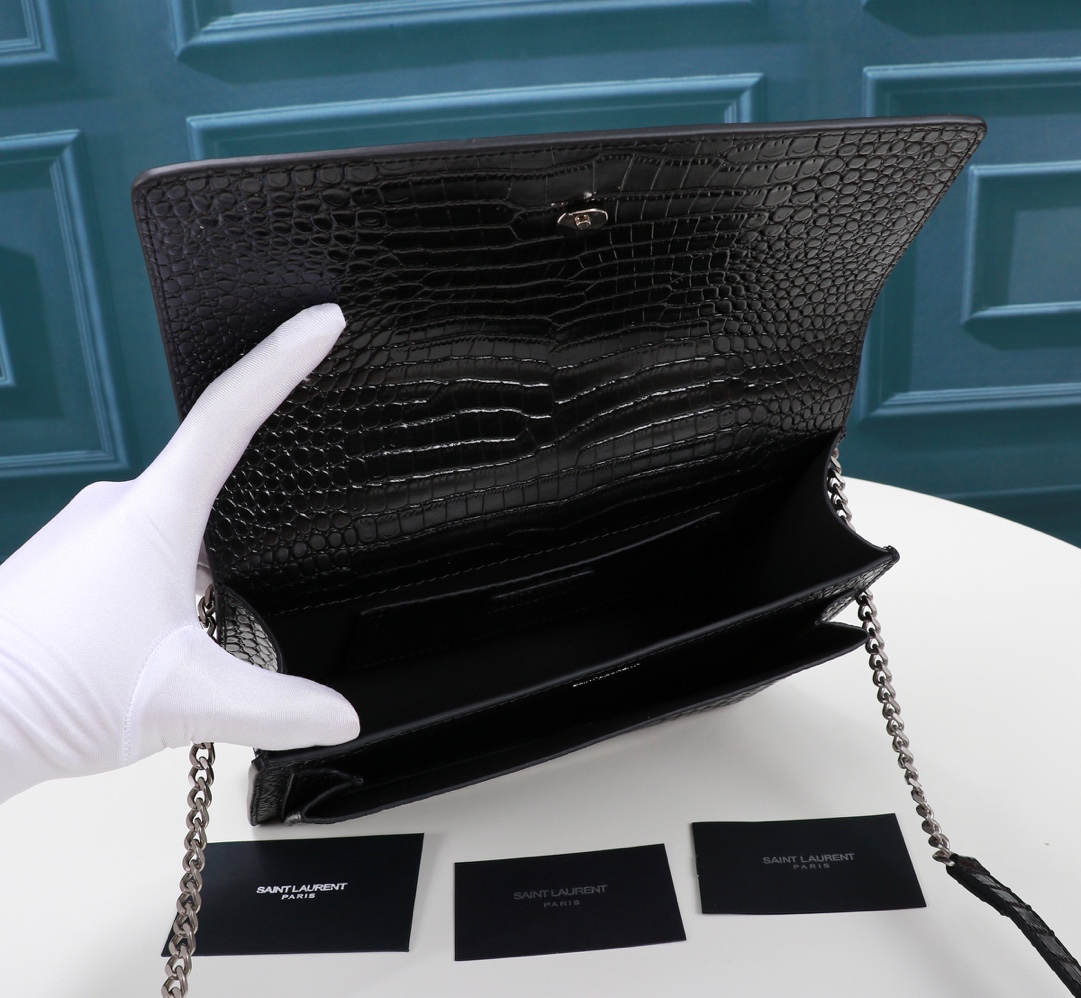 Handbags SAINT LAURENT 634723 size 25x18x5 cm - vstockx