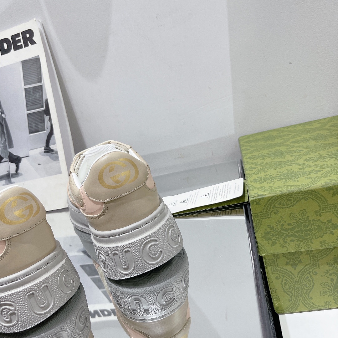 Gucci Women's GG sneaker 2 - vstockx