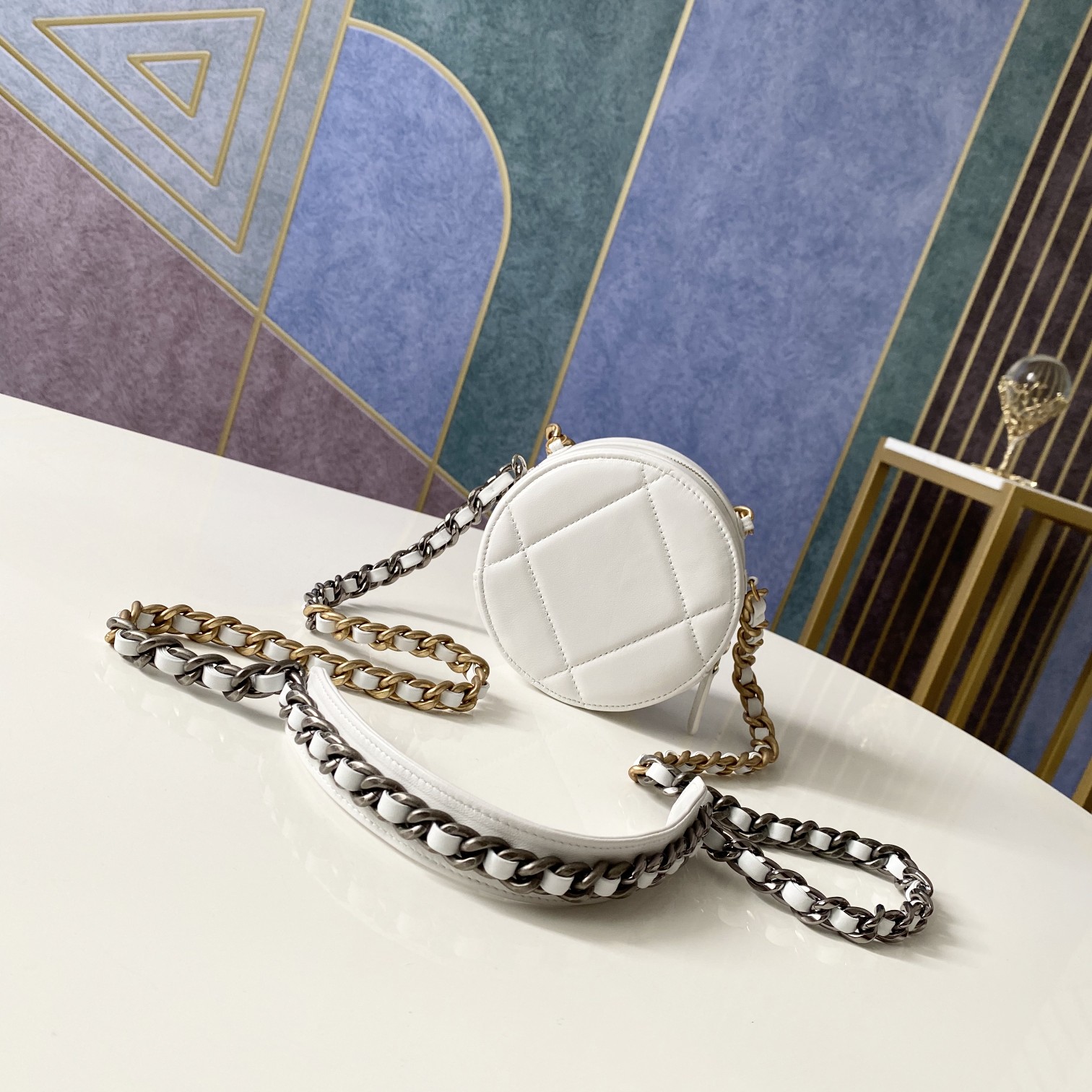 Handbag chanel 0945 size 12 cm - vstockx