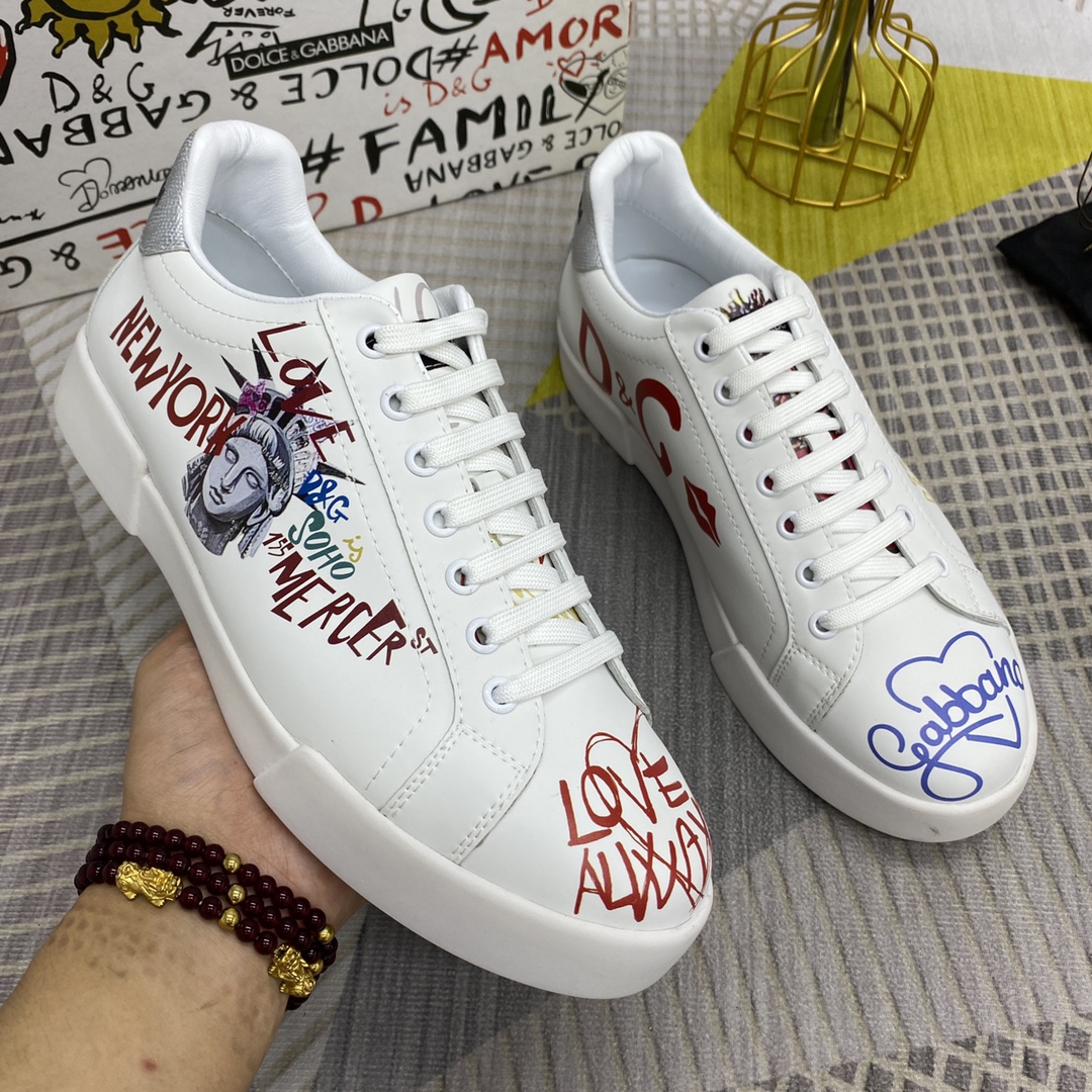 Dolce & Gabbana Low Tops Sneakers 100 - vstockx