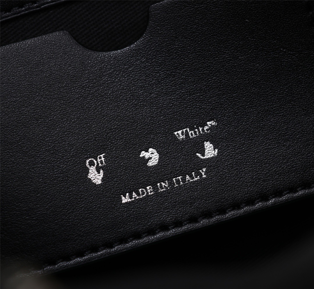 handbags OFF-White 590  5665870  size:25*17*8cm - vstockx