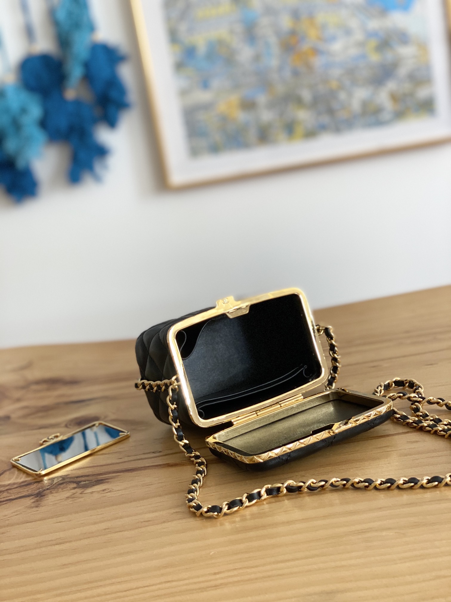 Handbag Chanel AP2717 size 9.5  11  8 cm - vstockx