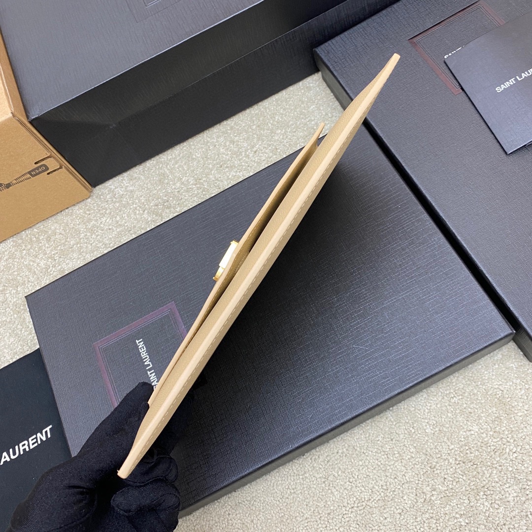 Handbags SAINT LAURENT 565739 size 27x16x2 cm - vstockx