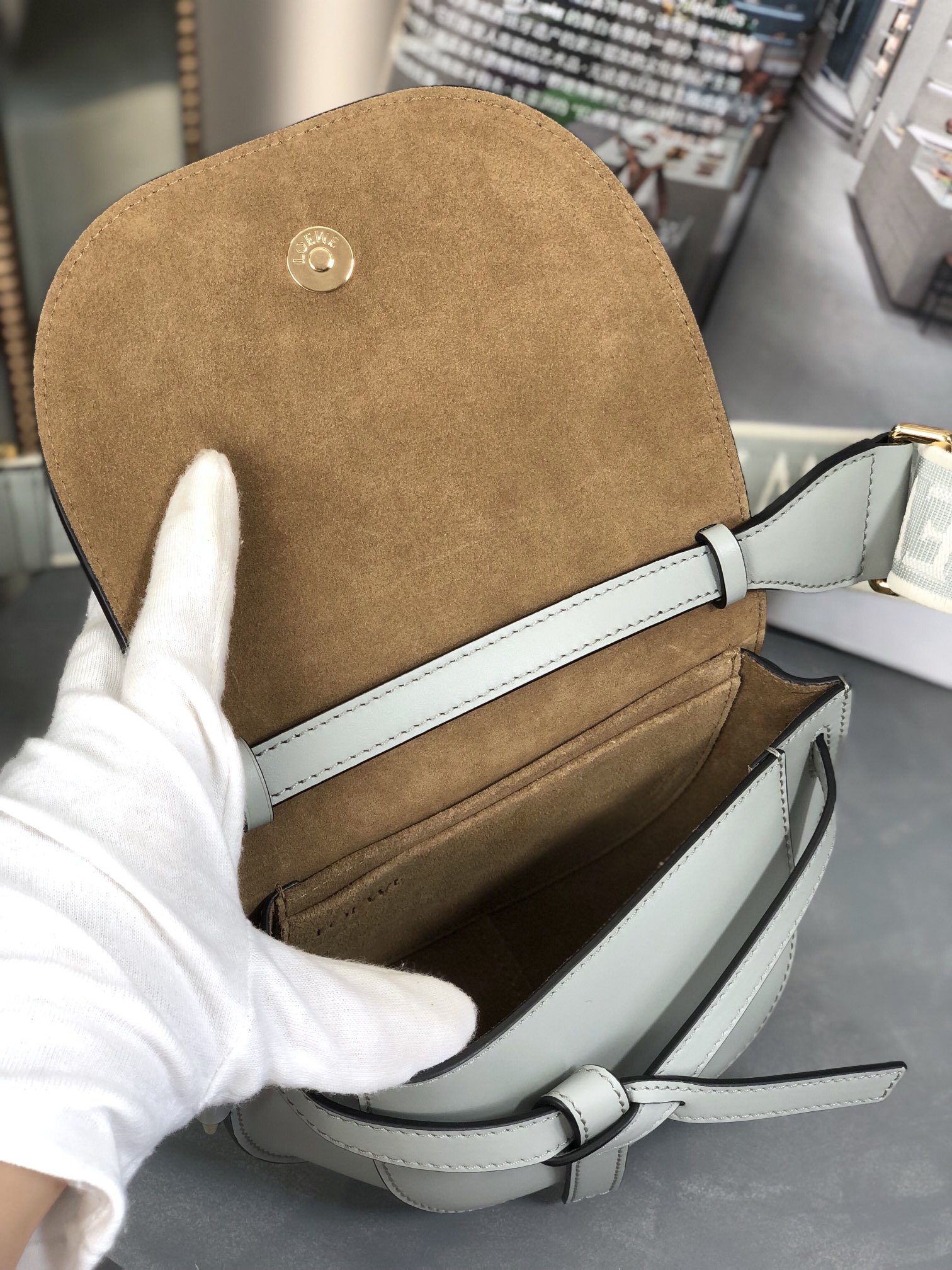 Handbags LOEWE   size:15*12.5*9cm - vstockx