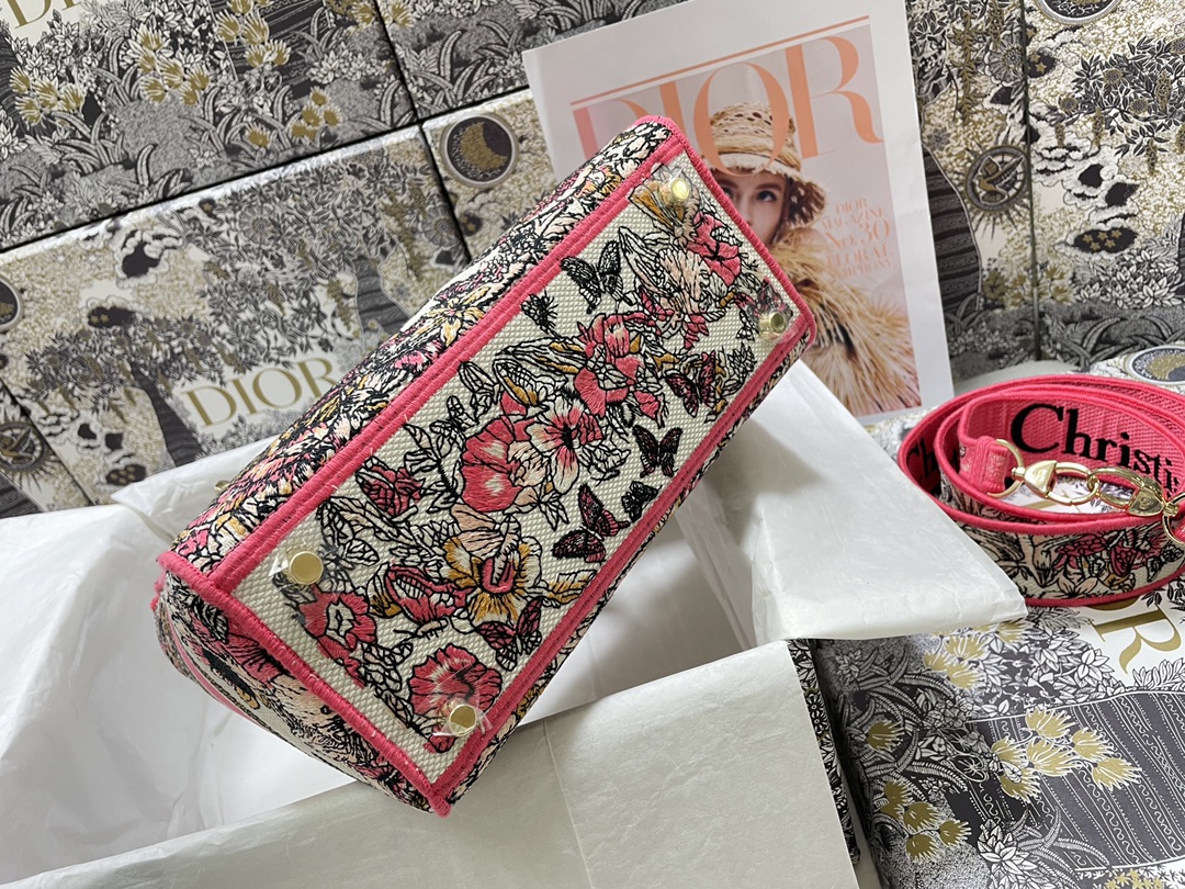 Handbag Dior M0565 size 24*20*11 cm - vstockx