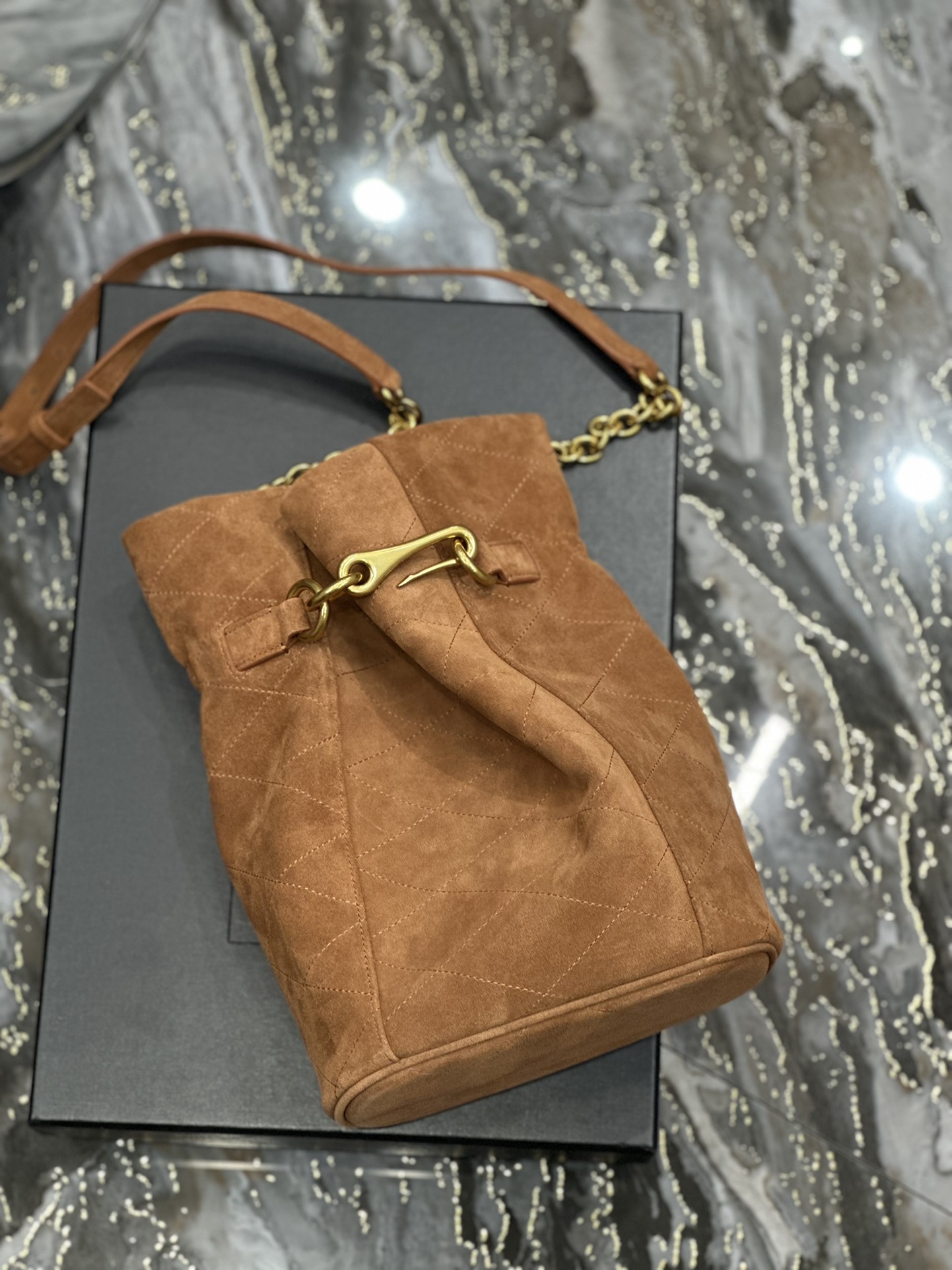 Handbags SAINT LAURENT 686310 size 19  27  12 cm - vstockx